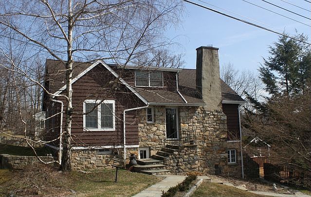 1st image of 3396 Fenimore Ave