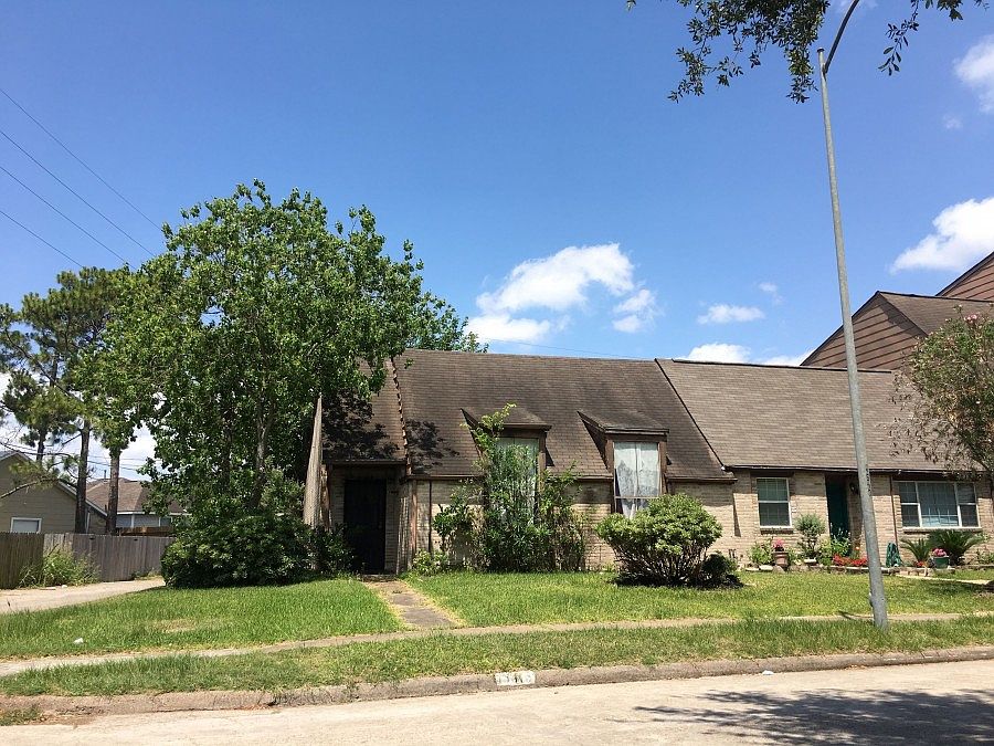 2nd image of 15513 Weldon Dr