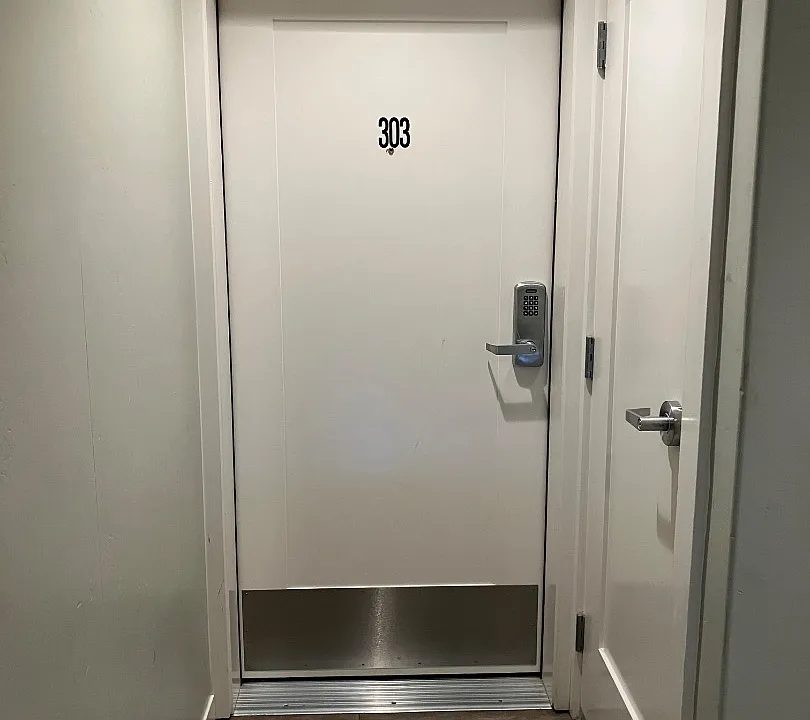 Unit Photo