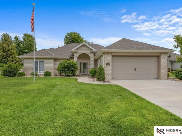 1509 S 190th Plz, Omaha, NE 68130