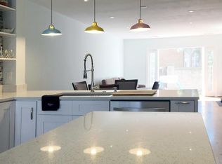 440 W Glebe Rd, Alexandria, VA 22305