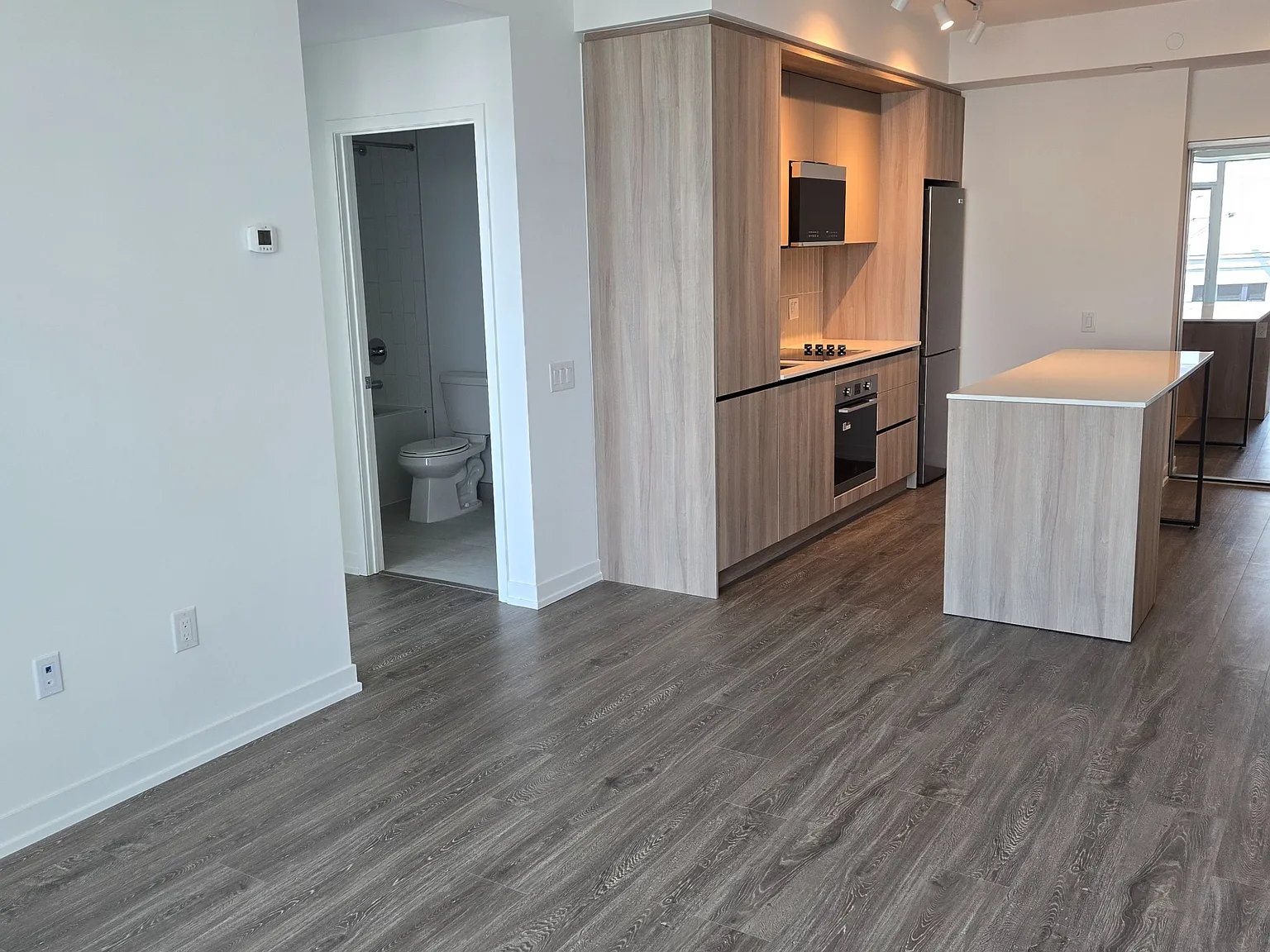 2 bed, $2,600 — Photo 2