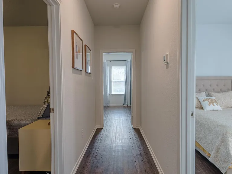 240 Michelle Dr — Photo 12