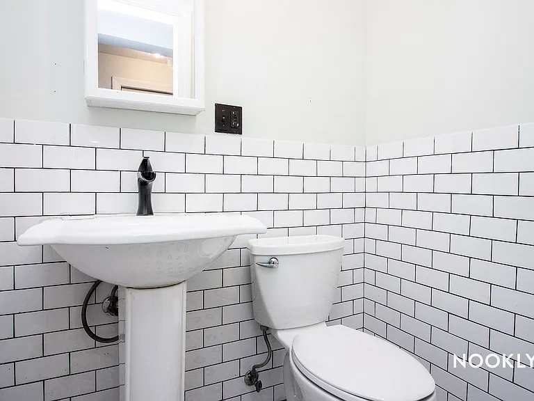 73 Jefferson St #1R — Photo 18