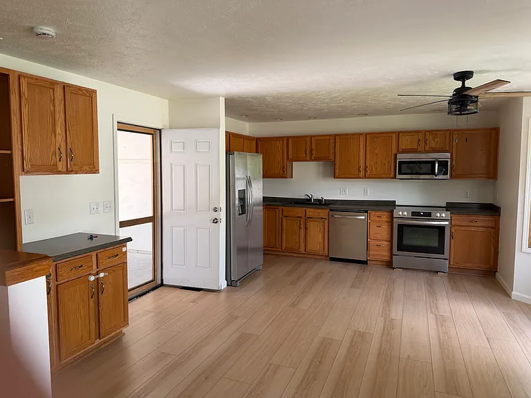 4122 Hedgewood Ct — Photo 7