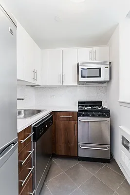 Rented by REAL New York | media 31