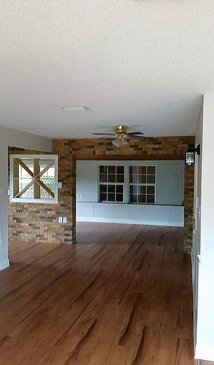 Kitchen and dining entry way
