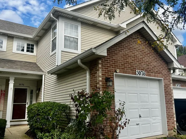 3076 Kentshire Cir #3706, Naperville, IL 60564