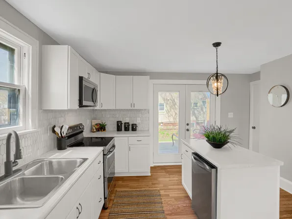 681 Virginia St, Saint Paul, MN 55103