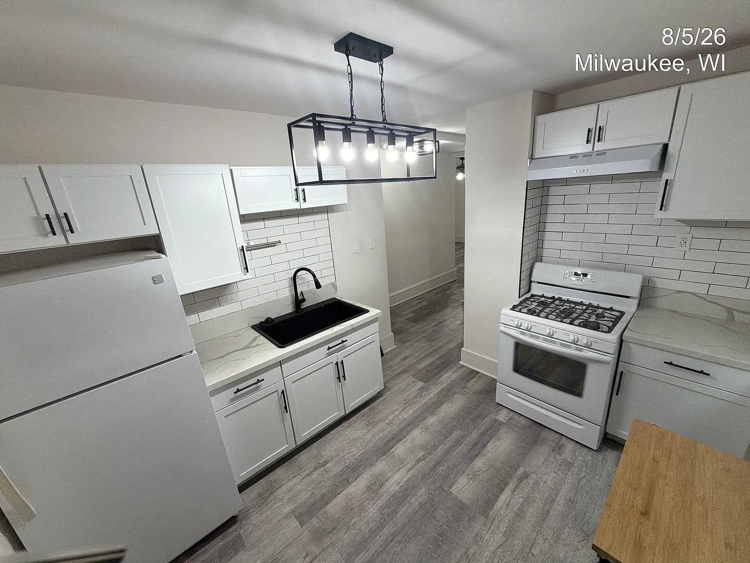 3 bed, 1300 sqft, $1,700 — Photo 3