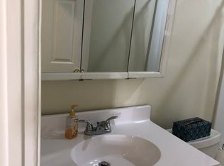 1938 S 1st St #6, Springfield, IL 62704
