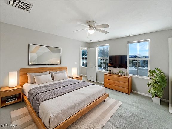 4th image of 510 Emily Dr #38