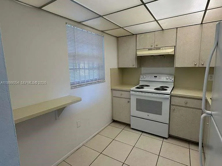 15600 NW 7th Ave #204 — Photo 7