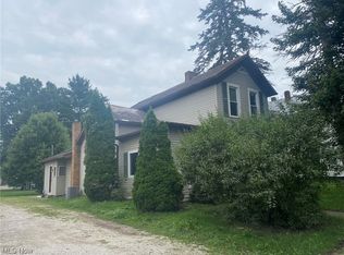 341 2nd St NE, New Philadelphia, OH 44663