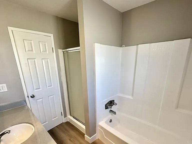 2215 Nelson Ave — Photo 6