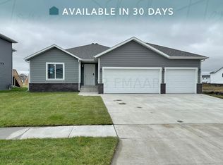 6947 14th St S, Fargo, ND