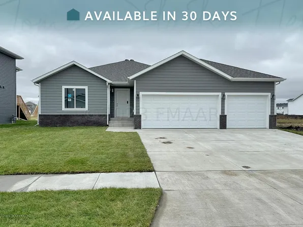 6947 14th St S, Fargo, ND 58104