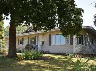 919 1st Ave SE, Oelwein, IA 50662