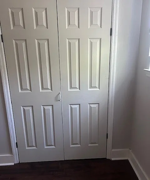 closet door