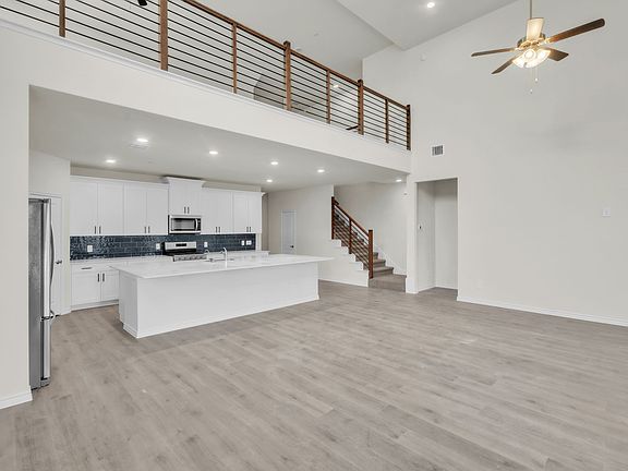 7th image of this home