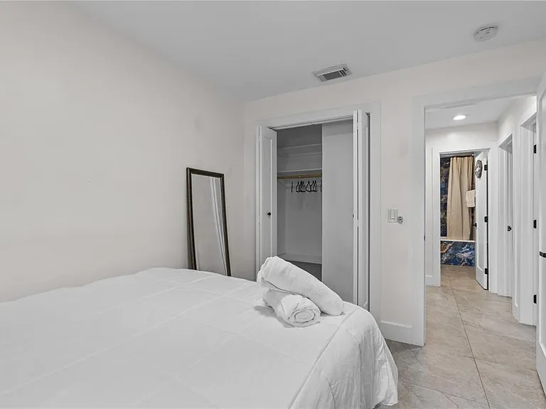6822 S Wall St — Photo 13