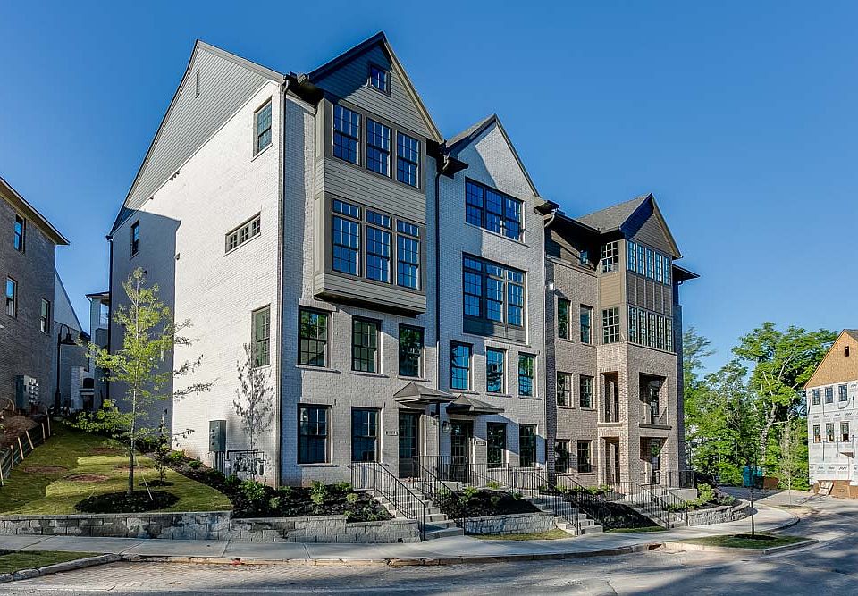 Note Sample product photo. Actual exterior and interior selections may vary by homesite.