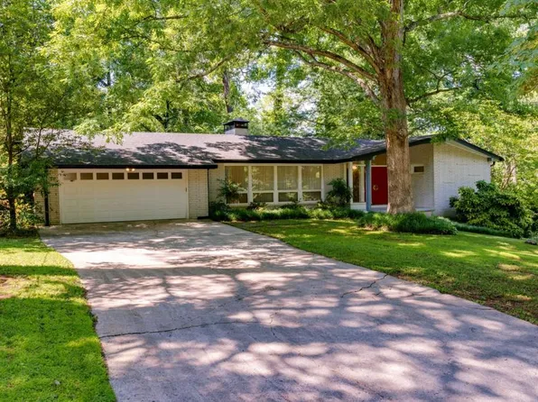 6091 Meadowbrook Dr, Norcross, GA 30093