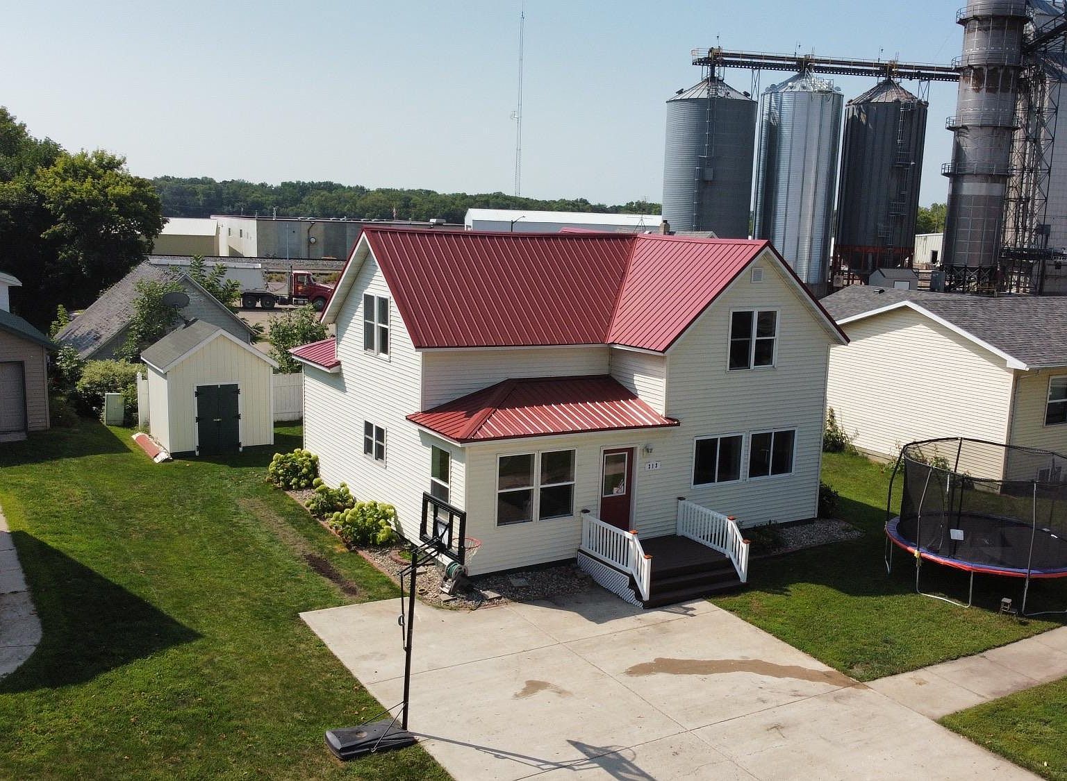 213 1st St SE, Elbow Lake, MN 56531 MLS 6425048 Zillow