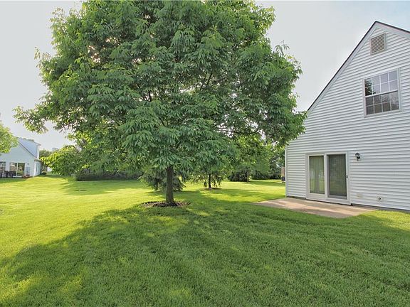 2nd image of 24577 Meadow Ln #36
