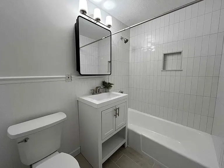 11 Cazenove St #3 — Photo 8