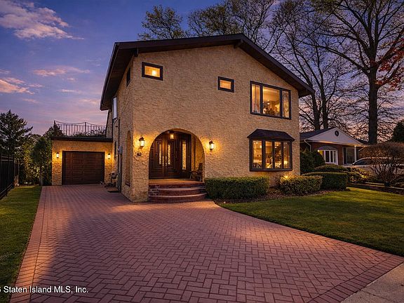 2nd image of 42 Radcliff Rd