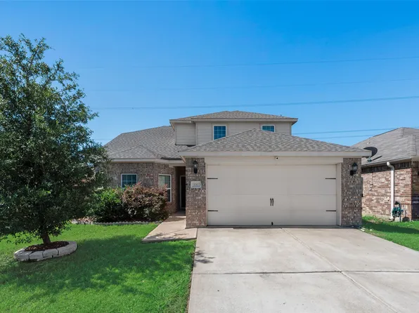 106 Rushmore Ln, Venus, TX 76084