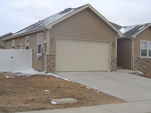 2nd image of 3346 Merlot St