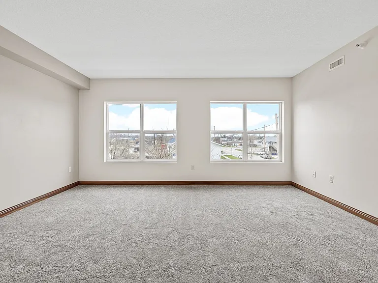 515 2nd Ave SW — Photo 11