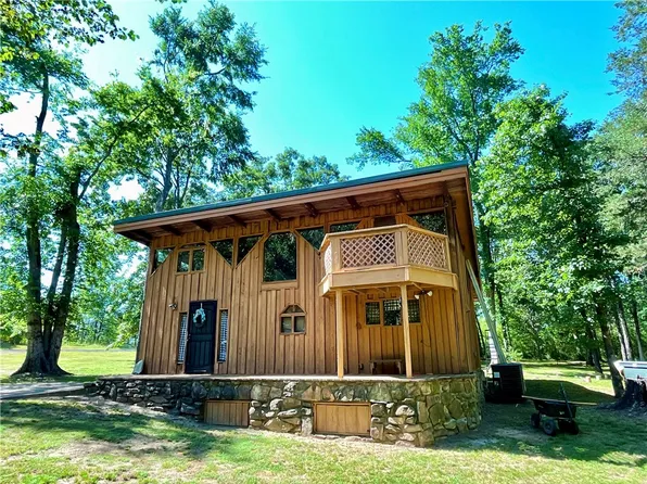 29 Delsie St, Clarksville, AR 72830