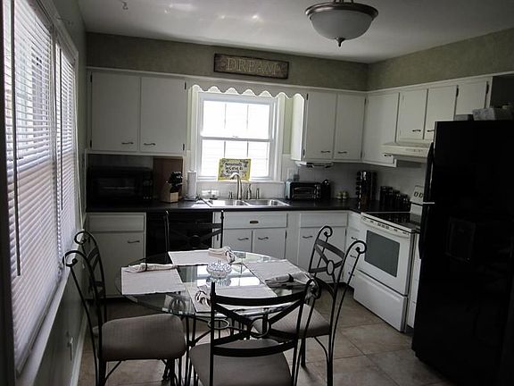 5th image of 1930 Dalehaven Dr