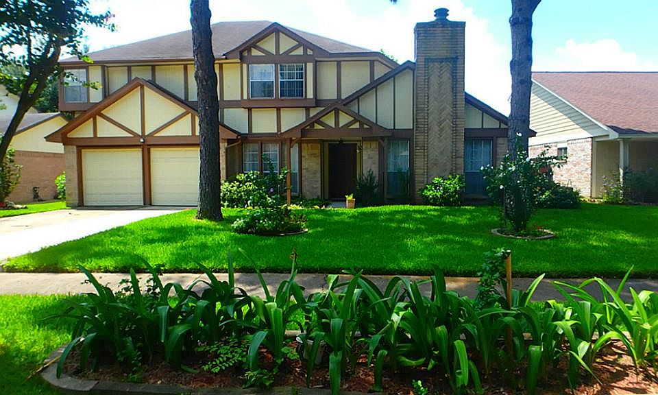 1st image of 10011 Waving Fields Dr