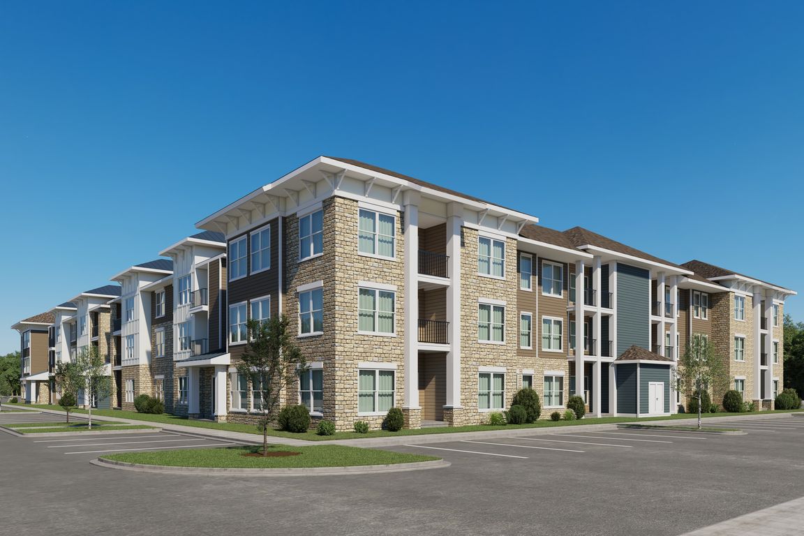 Flats at Sugar Run Delaware Ohio apartments exterior.
