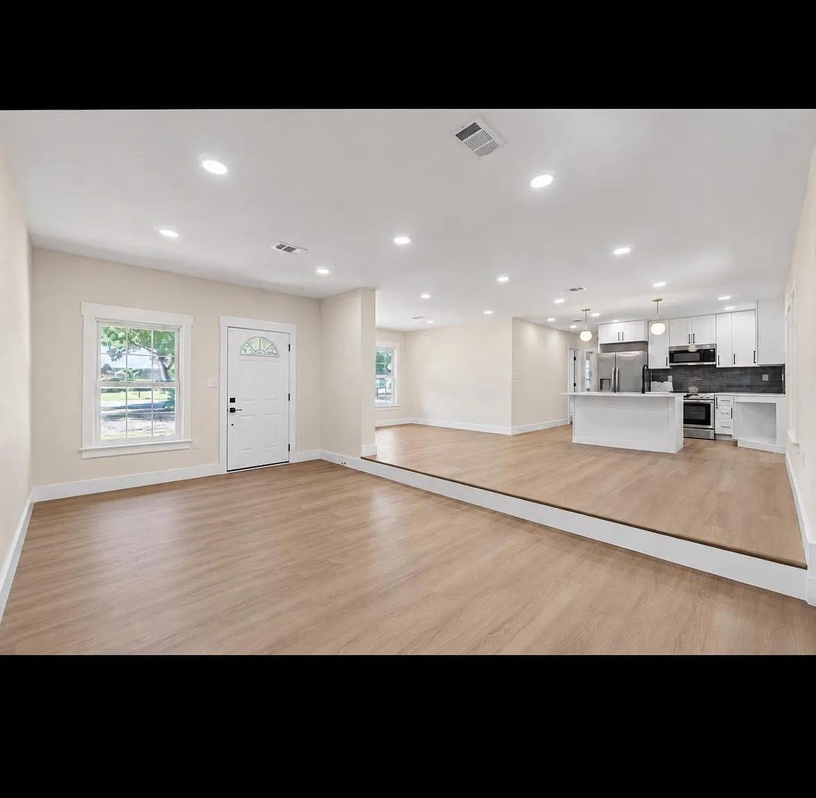 4 bed, 1565 sqft, $2,700 — Photo 3