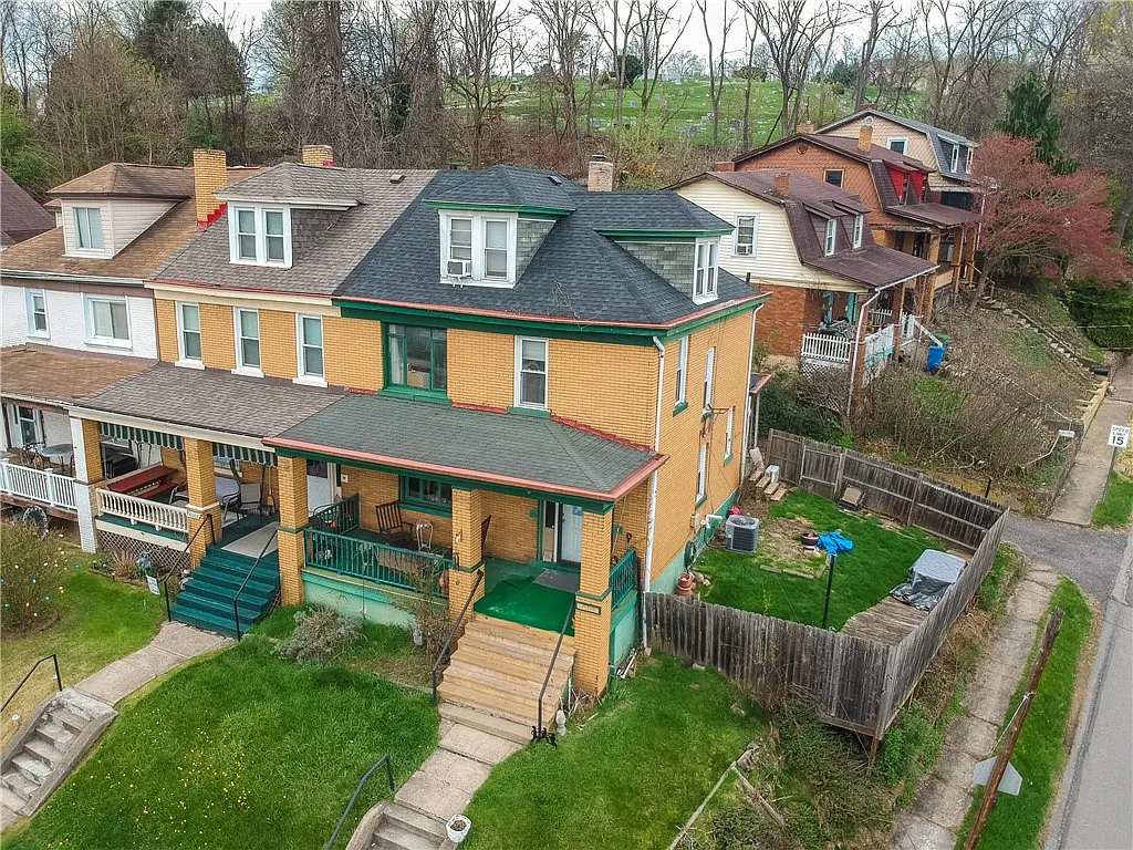 4000 Willow Ave photo 1