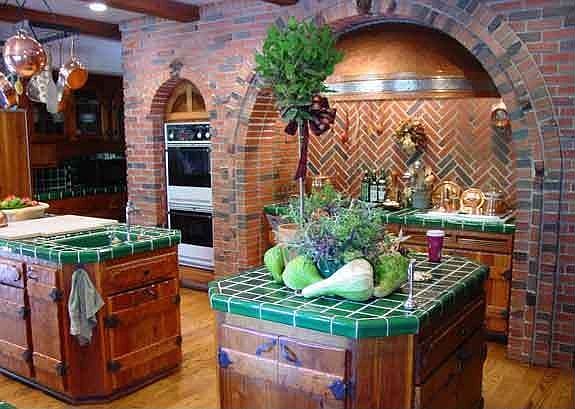 Spacious Kitchen 