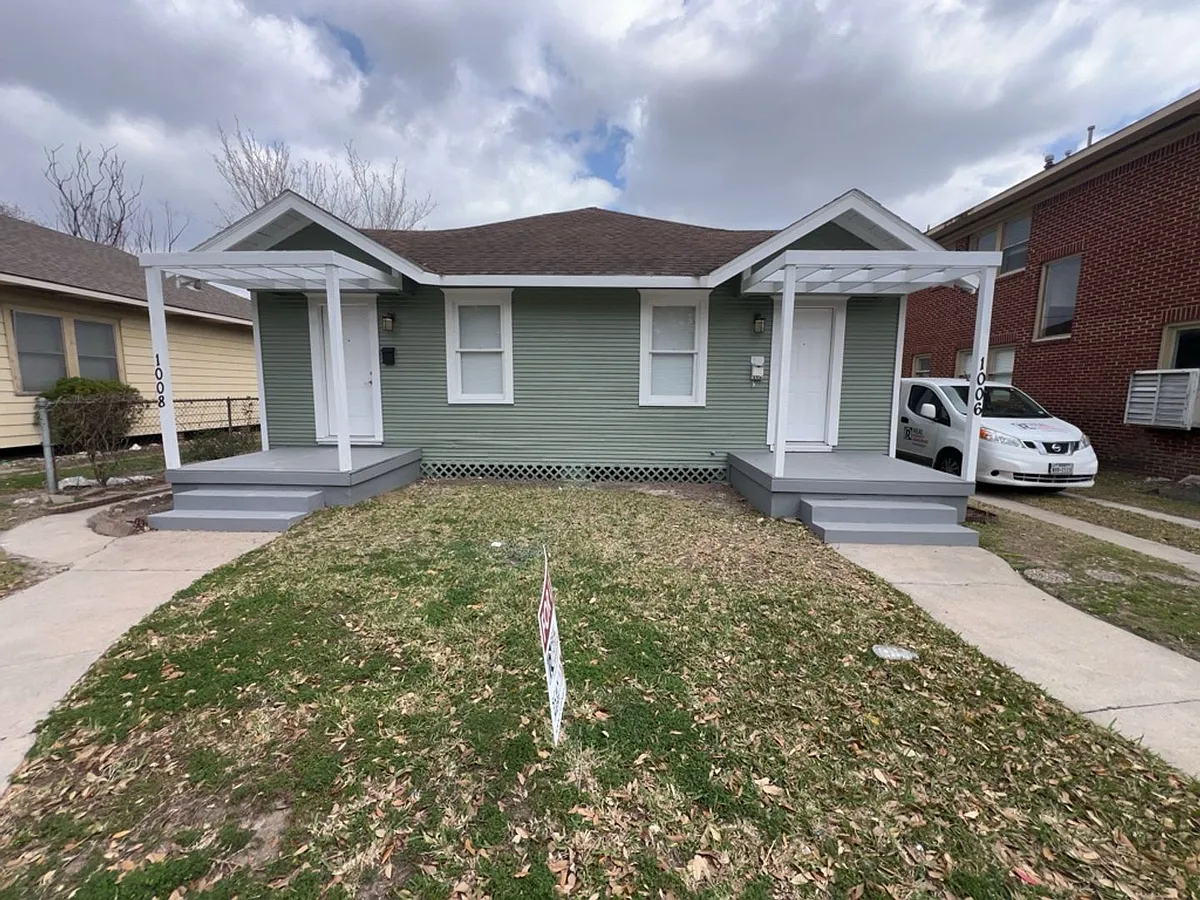 Building Photo - 1006 Studewood St