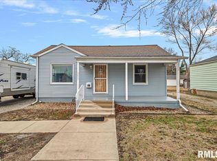 2621 S 4th St, Springfield, IL 62703