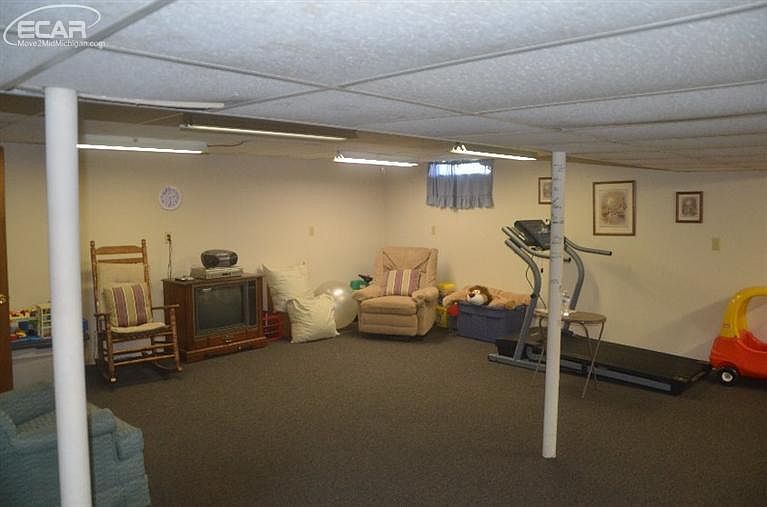 1st image of 5238 Squire Hill Dr