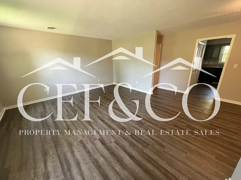 7922 Valley Falls Rd — Photo 7