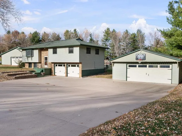 5138 306th St, Dixon, IA 52745