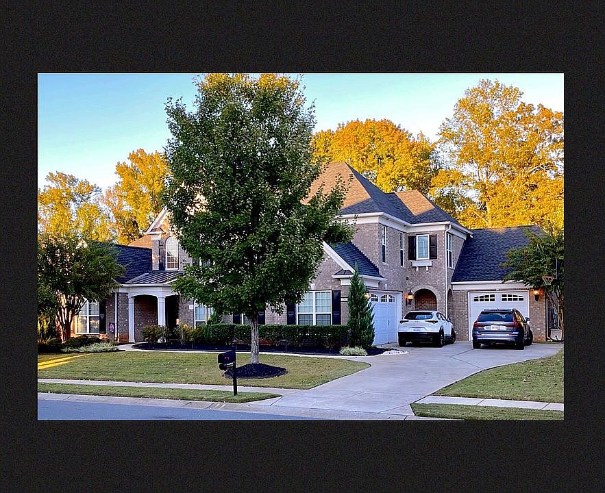 1st image of 2903 Julian Glen Cir