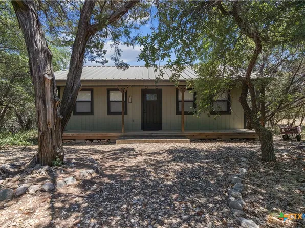 82 Mercy Ranch Rd, Florence, TX 76527