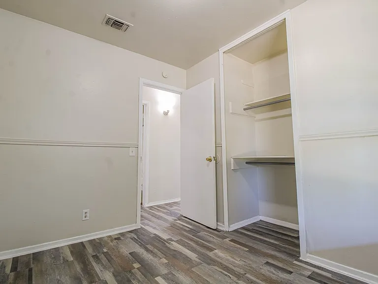 5822 Branch Valley — Photo 26