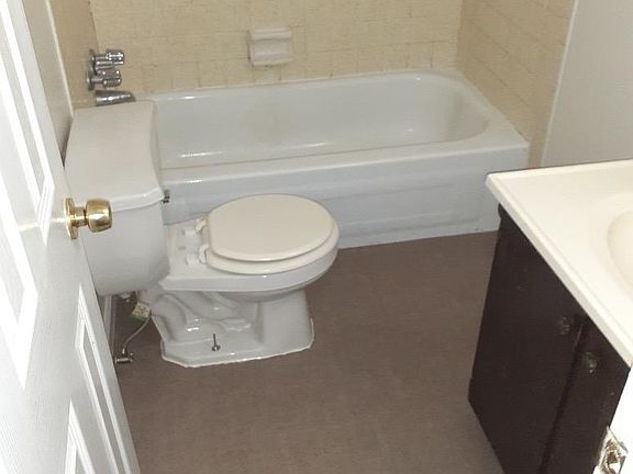 5th image of 1178 Lois Ln #1224-4